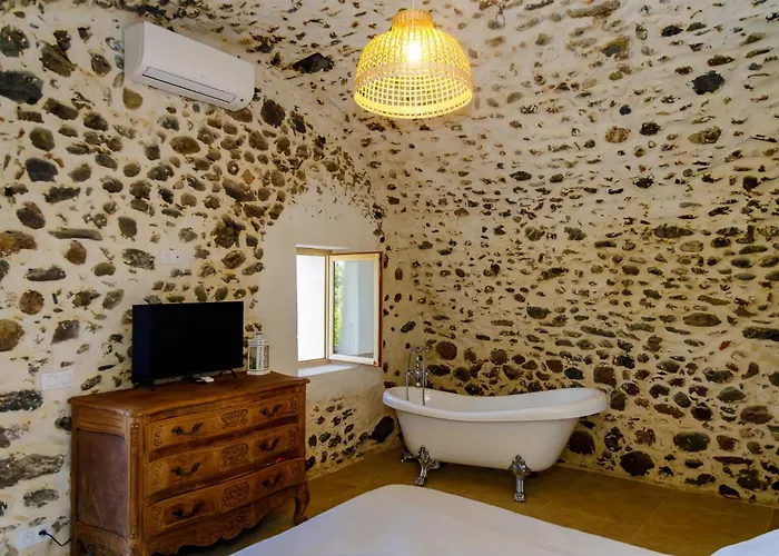 Du Domaine Marquiliani Landsted Fautea